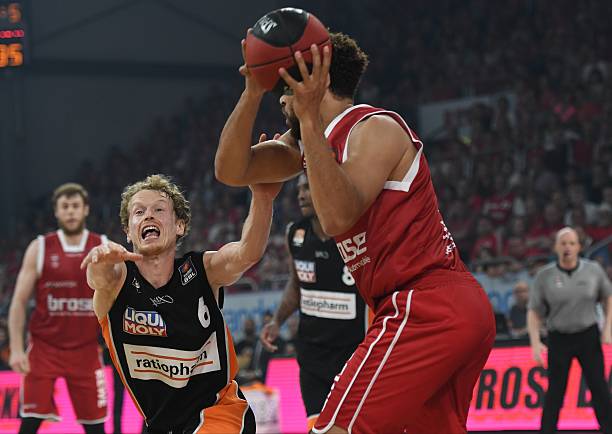 引进法甲潜 引进法甲潜