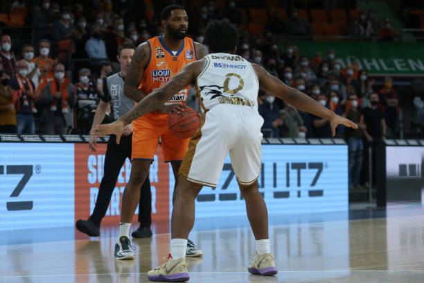 借助这样的 借助这样的